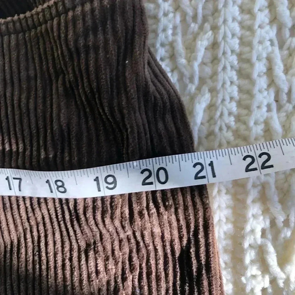 Metropolitan brown corduroy button down skirt size 12 - Picture 9 of 12